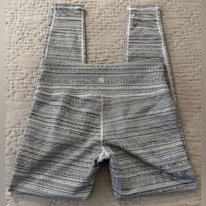 Athleta High-Rise Jacquard Chaturanga Legging Medium Yoga Activewear Textured